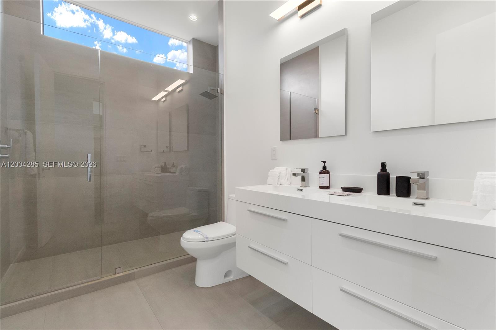 MIDDLE RIVER MANOR ADD - Residential Lease