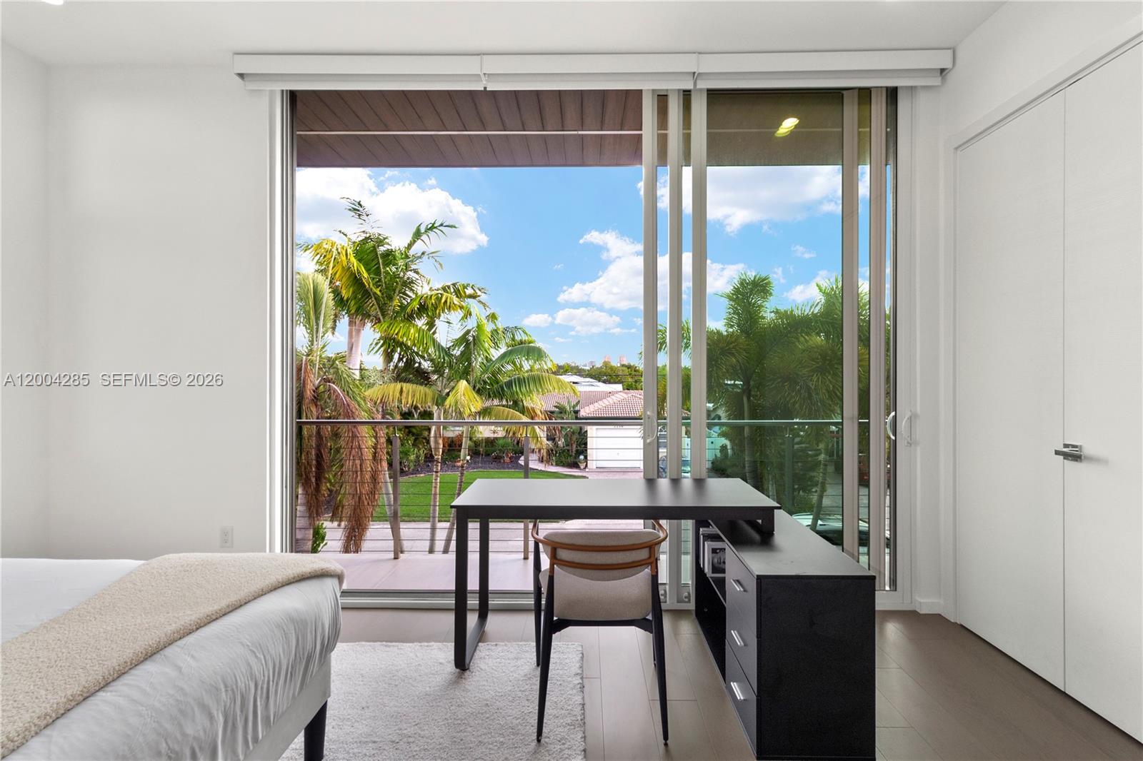 MIDDLE RIVER MANOR ADD - Residential Lease