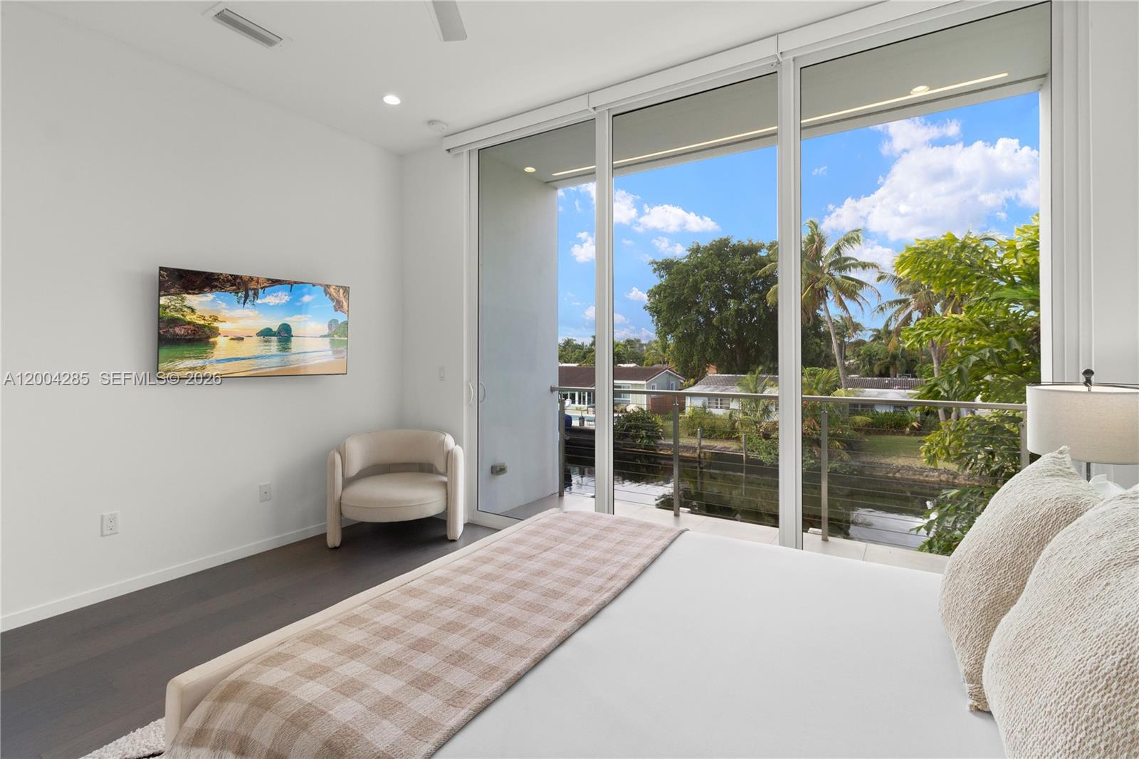 MIDDLE RIVER MANOR ADD - Residential Lease