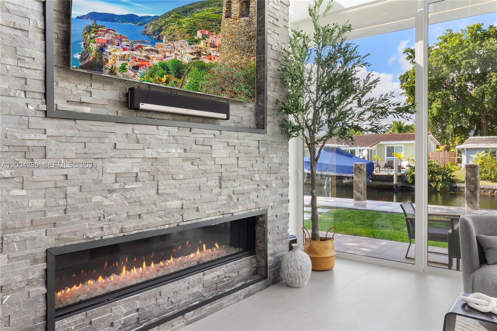 MIDDLE RIVER MANOR ADD - Residential Lease