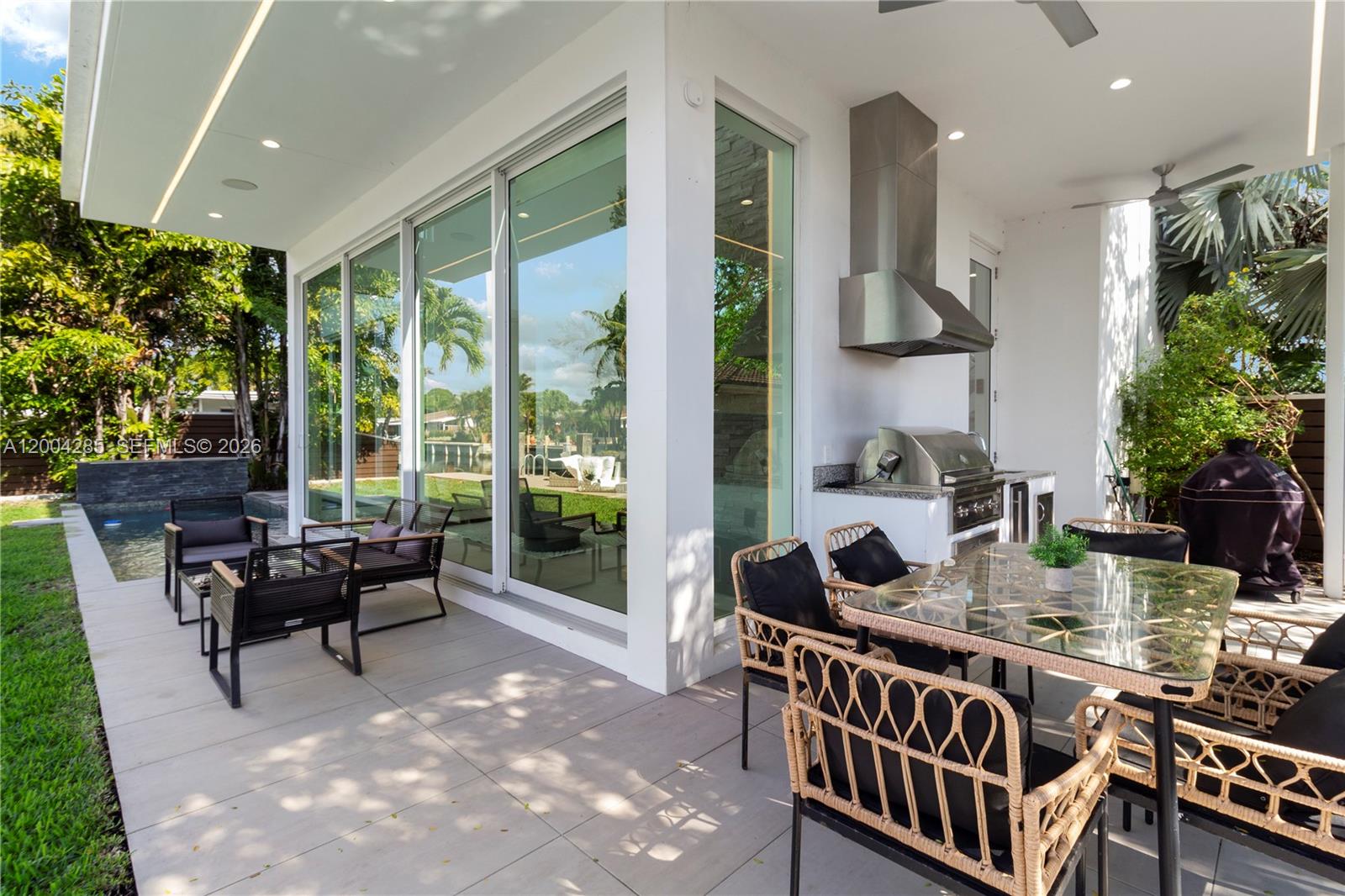 MIDDLE RIVER MANOR ADD - Residential Lease