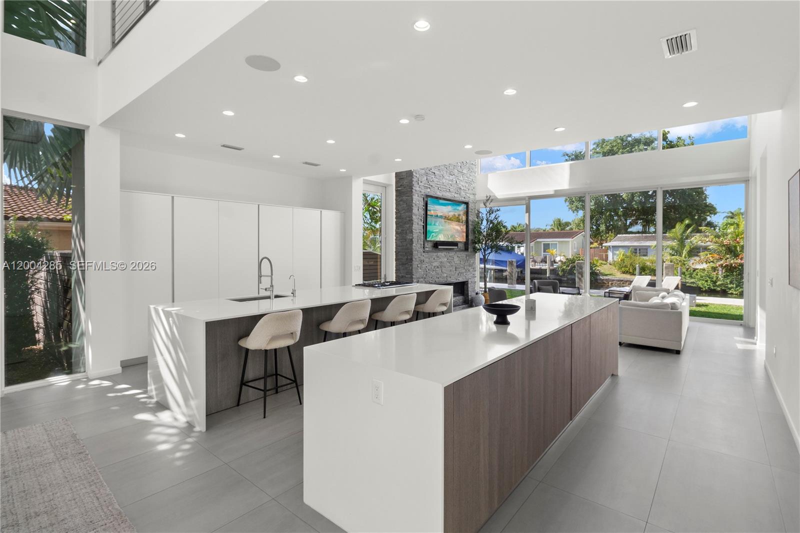 MIDDLE RIVER MANOR ADD - Residential Lease