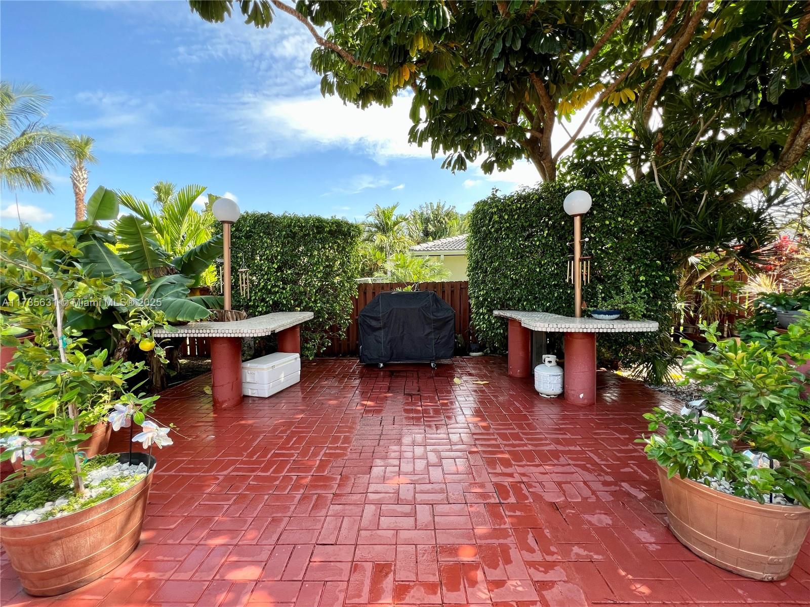 DIPLOMAT GOLF ESTATES - Residential