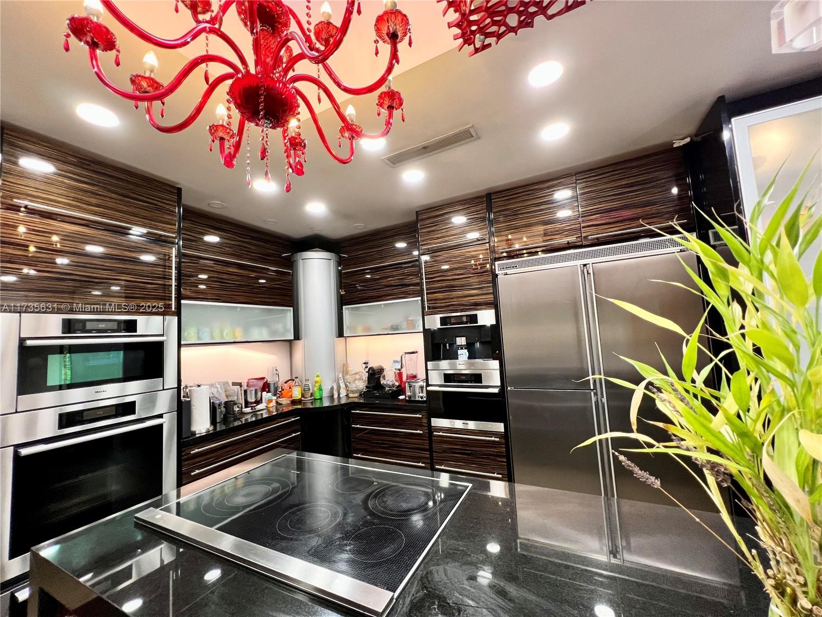 DIPLOMAT GOLF ESTATES - Residential