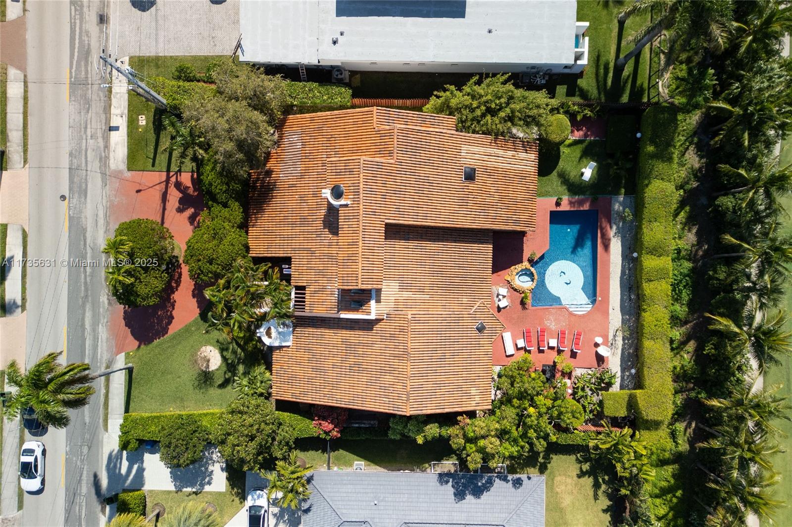 DIPLOMAT GOLF ESTATES - Residential