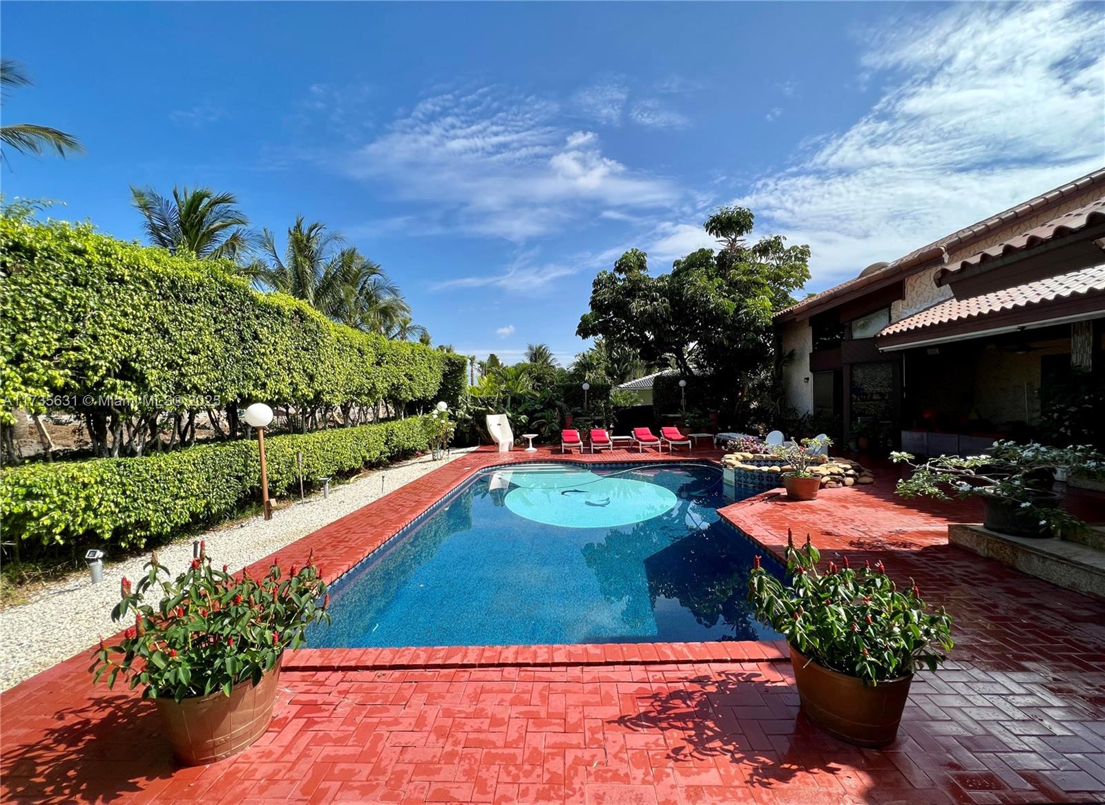 DIPLOMAT GOLF ESTATES - Residential