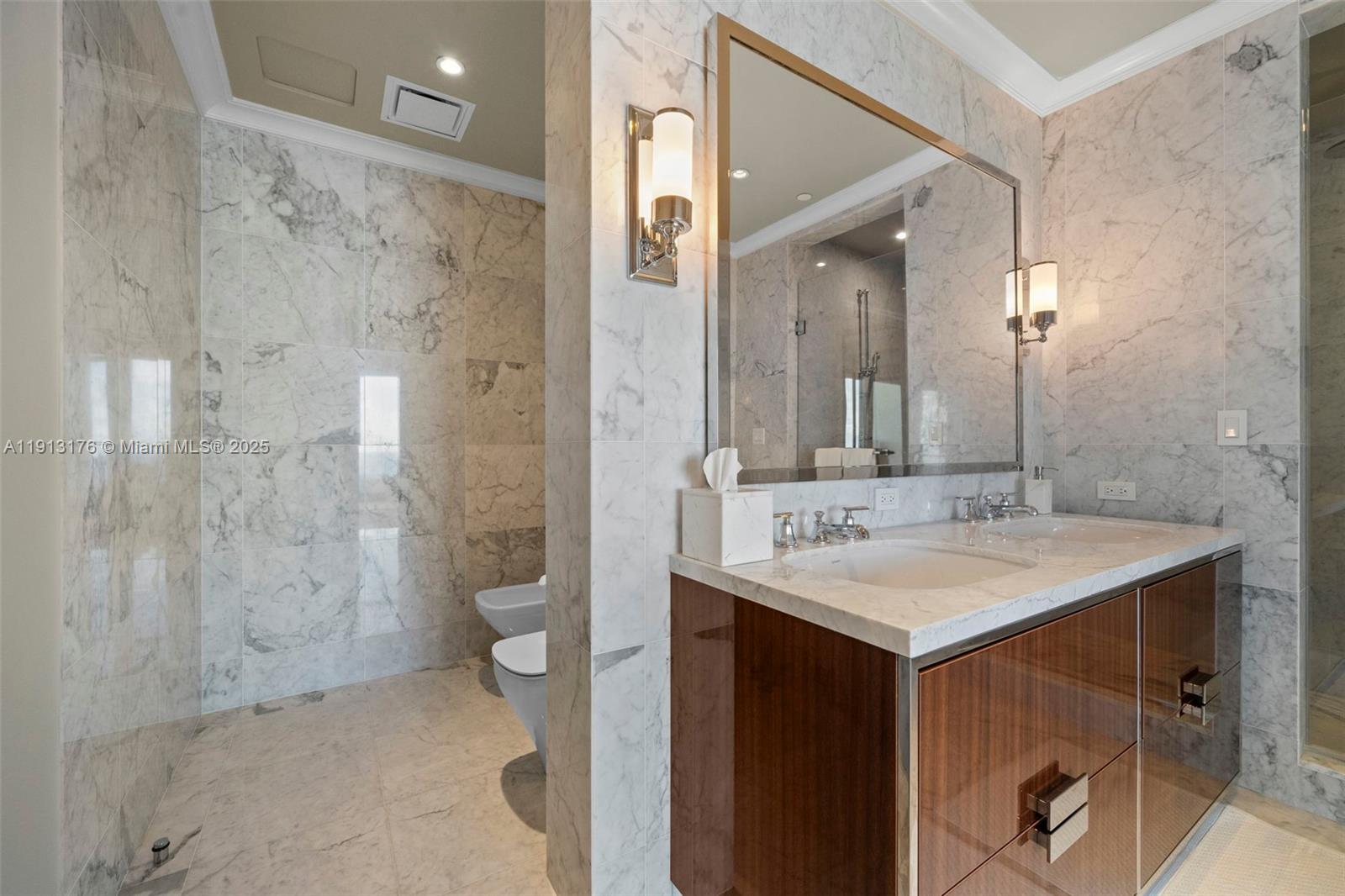 15701 COLLINS CONDO - Residential Lease