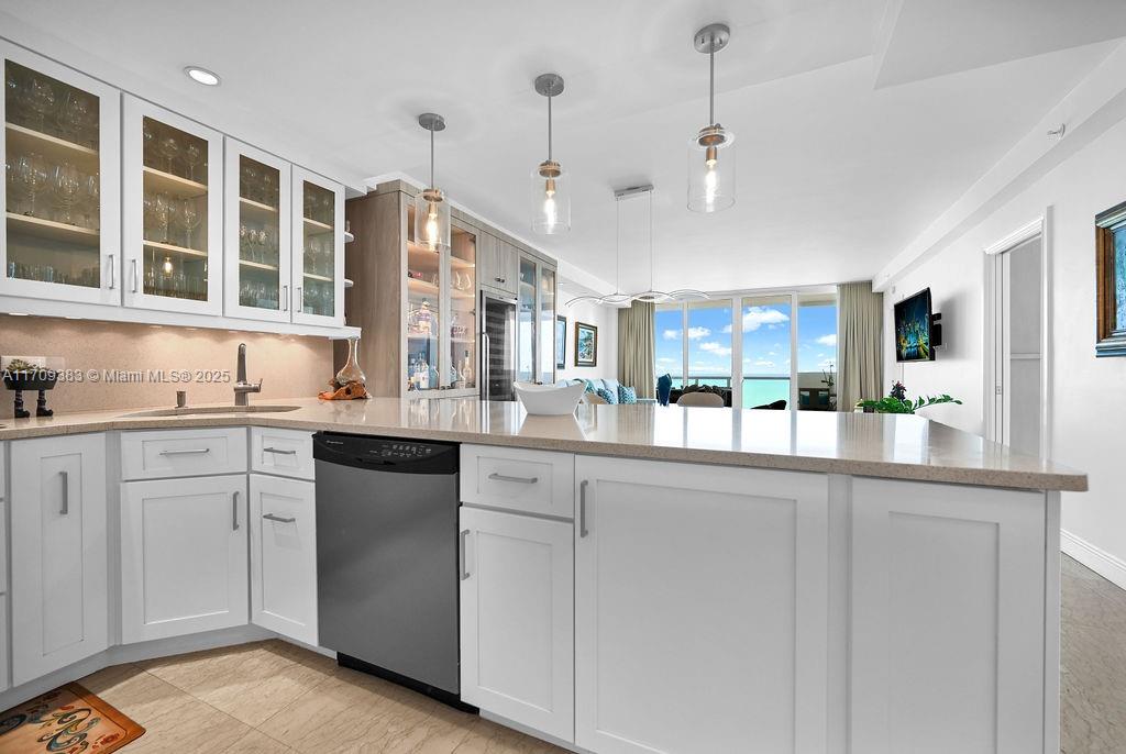 THE PAVILION CONDO - Residential