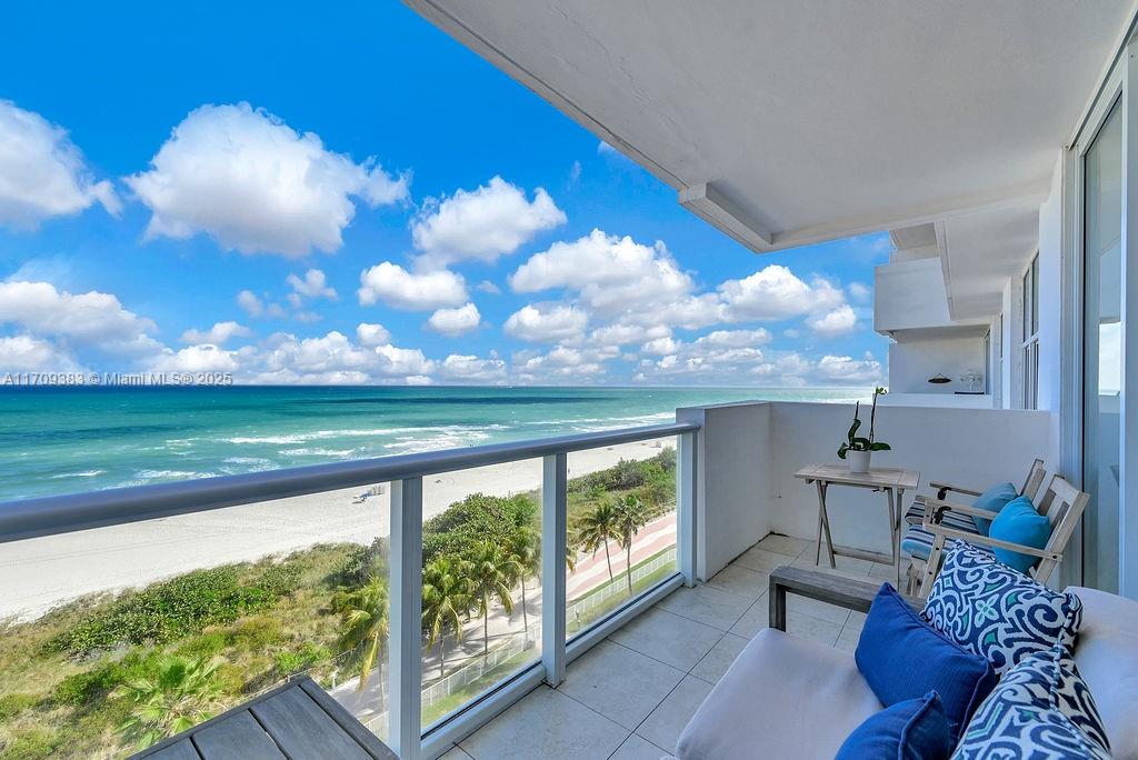 THE PAVILION CONDO - Residential
