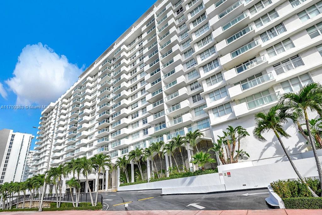 THE PAVILION CONDO - Residential