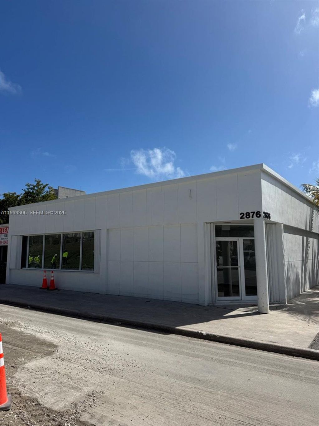 Photo of 2876 E Oakland Park Blvd, Fort Lauderdale, FL 33306 (MLS # A11998806)