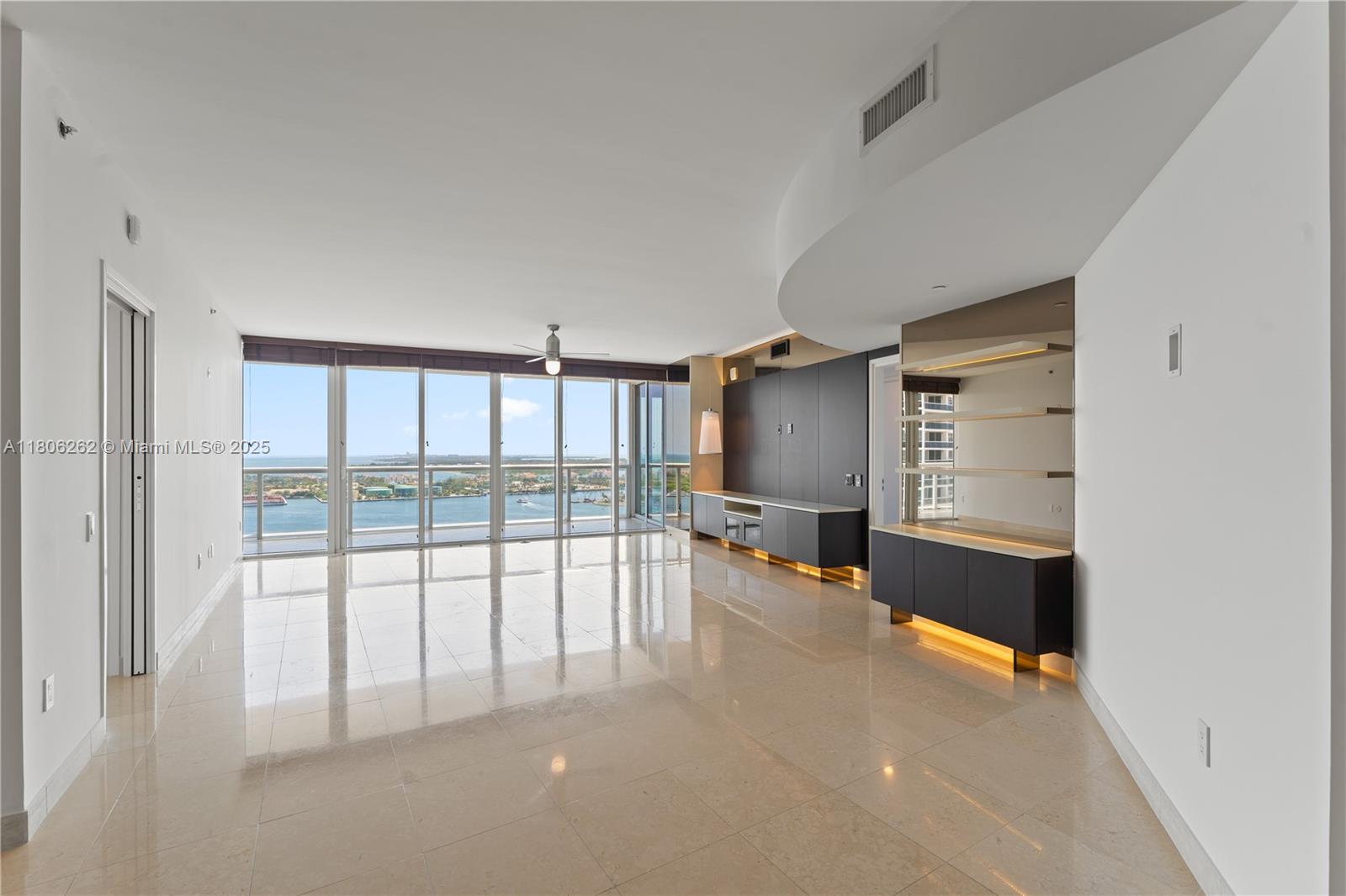 Property for Sale at 450 Alton Rd 2703, Miami Beach, Miami-Dade County, Florida - Bedrooms: 3 
Bathrooms: 3  - $3,550,000