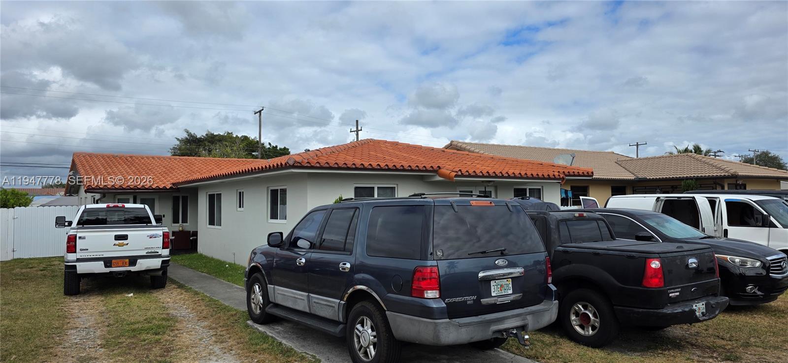 BREEZY ACRES - Residential Income