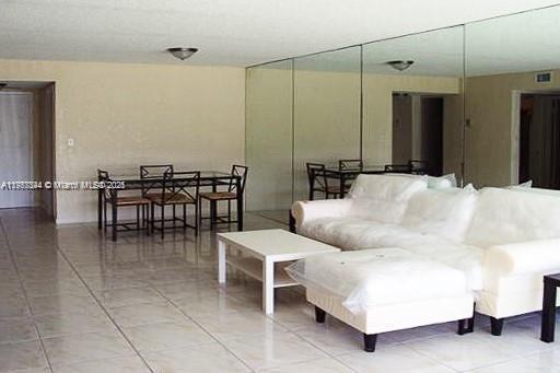OCEANVIEW PARK CONDO - Residential