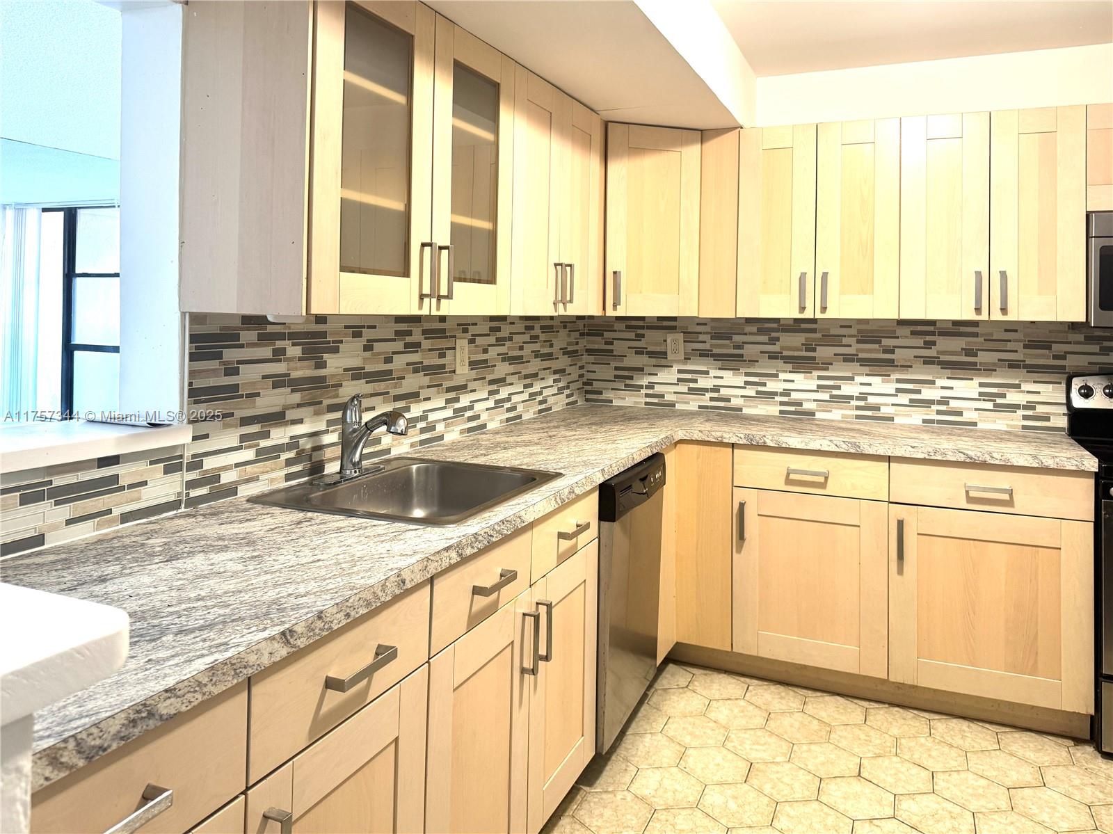 OCEANVIEW PARK CONDO - Residential