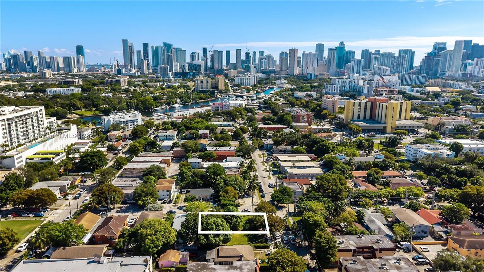 LAWRENCE ESTATE LAND CO - Land