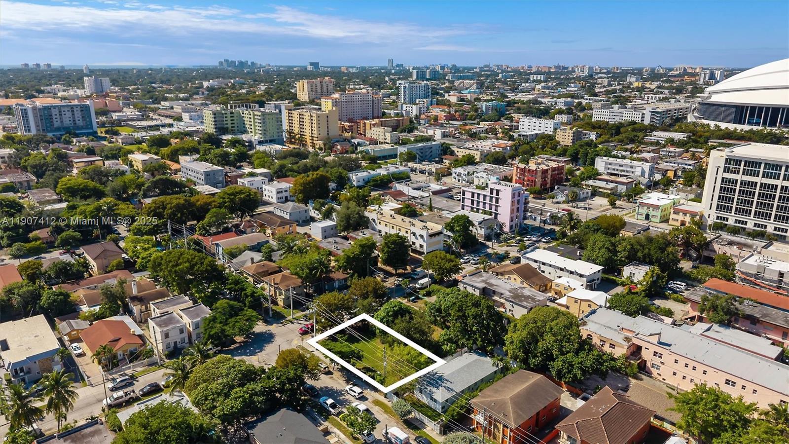 LAWRENCE ESTATE LAND CO - Land