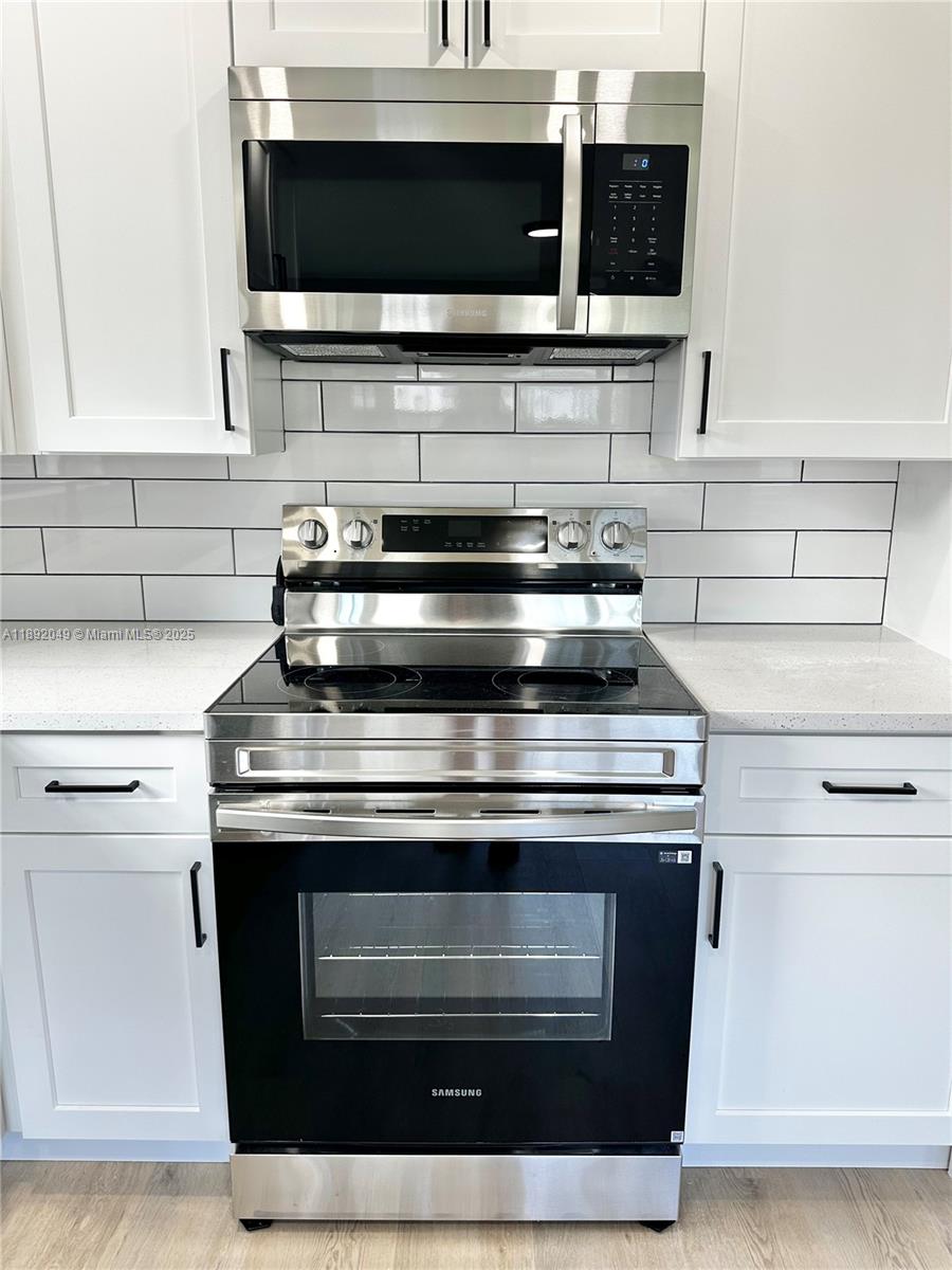 OAKRIDGE N CONDO - Residential