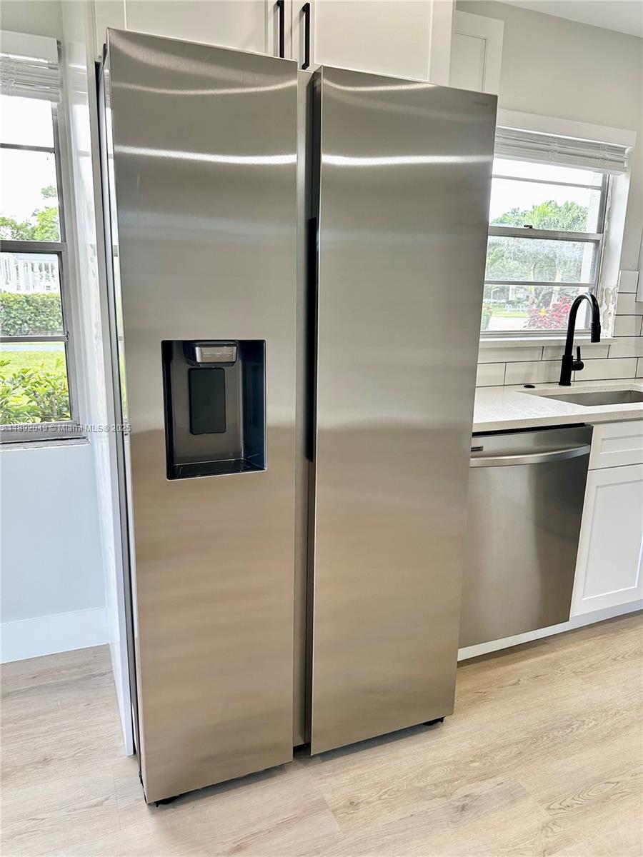 OAKRIDGE N CONDO - Residential