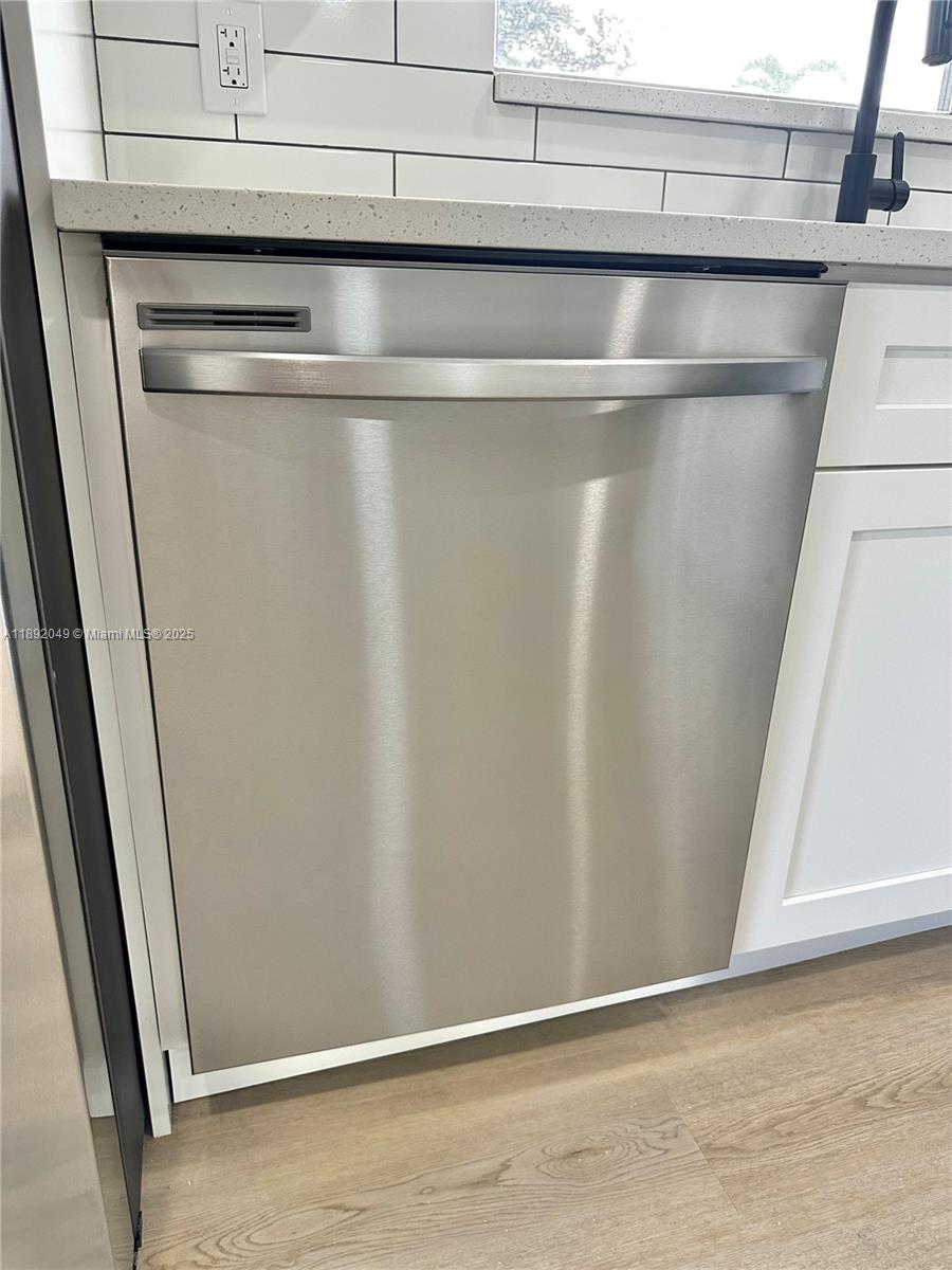 OAKRIDGE N CONDO - Residential