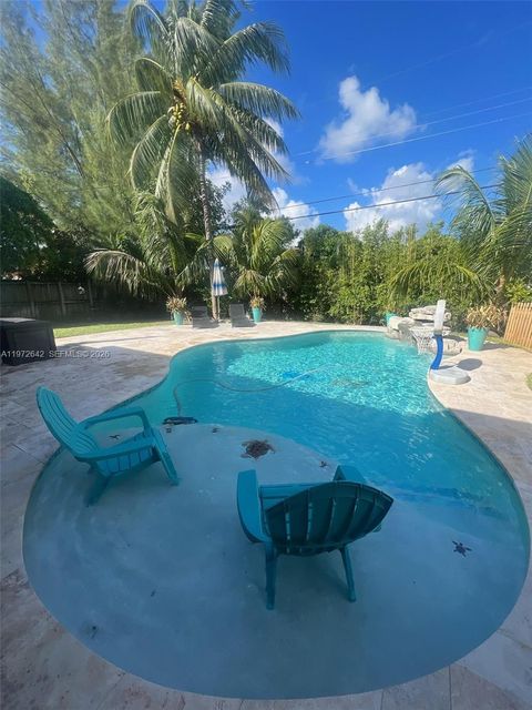 Photo of 1304 N 40th Ave, Hollywood, FL 33021 (MLS # A11972642)