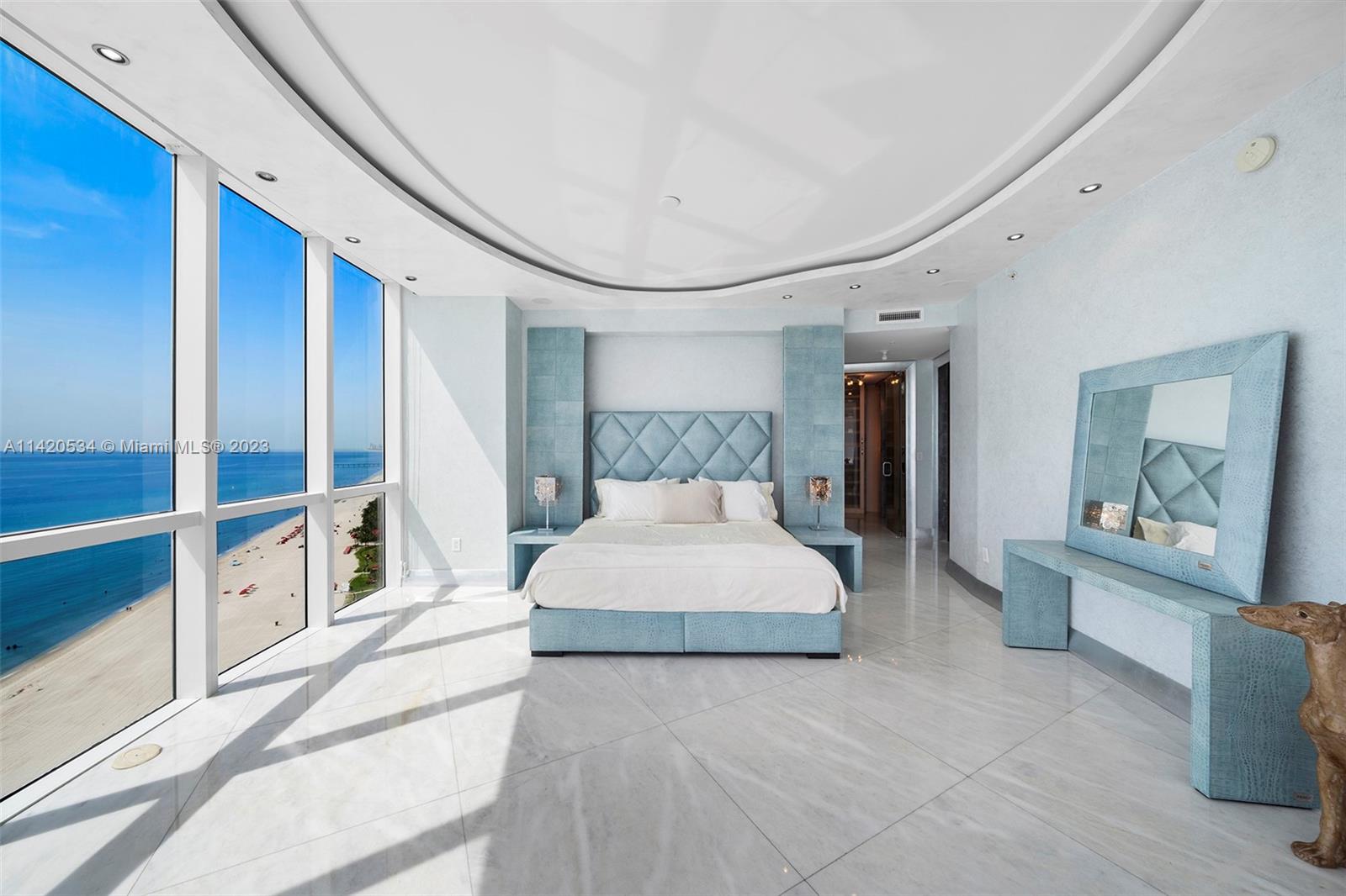 TRUMP PALACE CONDO - Residential