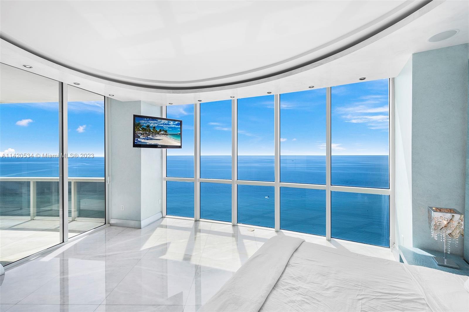 TRUMP PALACE CONDO - Residential