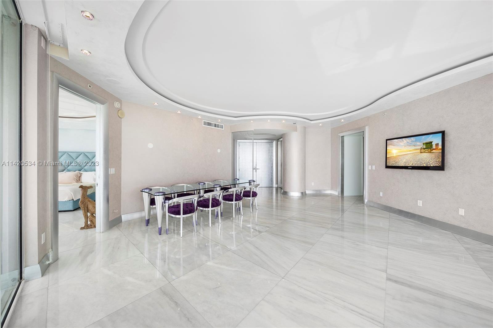 TRUMP PALACE CONDO - Residential