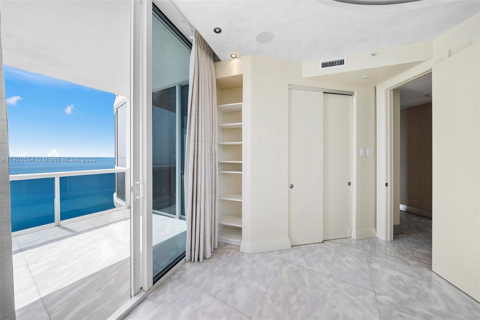 TRUMP PALACE CONDO - Residential