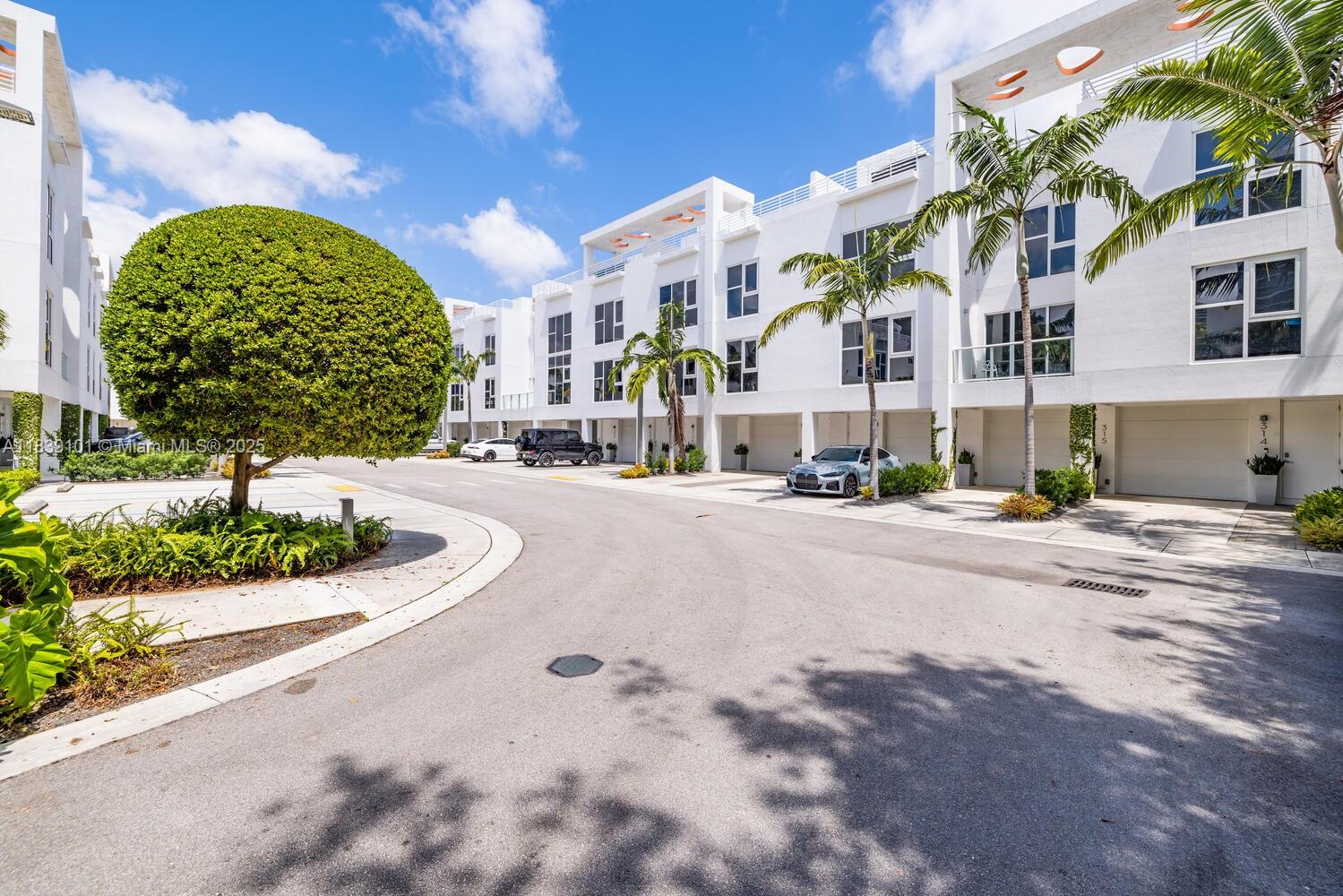 Experience boutique living at One Bay — Available September 8.
This stylish 3BD + DEN / 3BA apartment with private terrace offers the comfort of ground-floor access and 2 parking spaces (1 attached, 1 assigned).
Located just steps from the Design District and Midtown, and minutes to Wynwood, Albert Pallot Park, and major highways (I-95, 112, 195) — ideal for professionals seeking both luxury and urban convenience.
Bright, modern, and move-in ready.
Live where Miami’s energy meets tranquility.