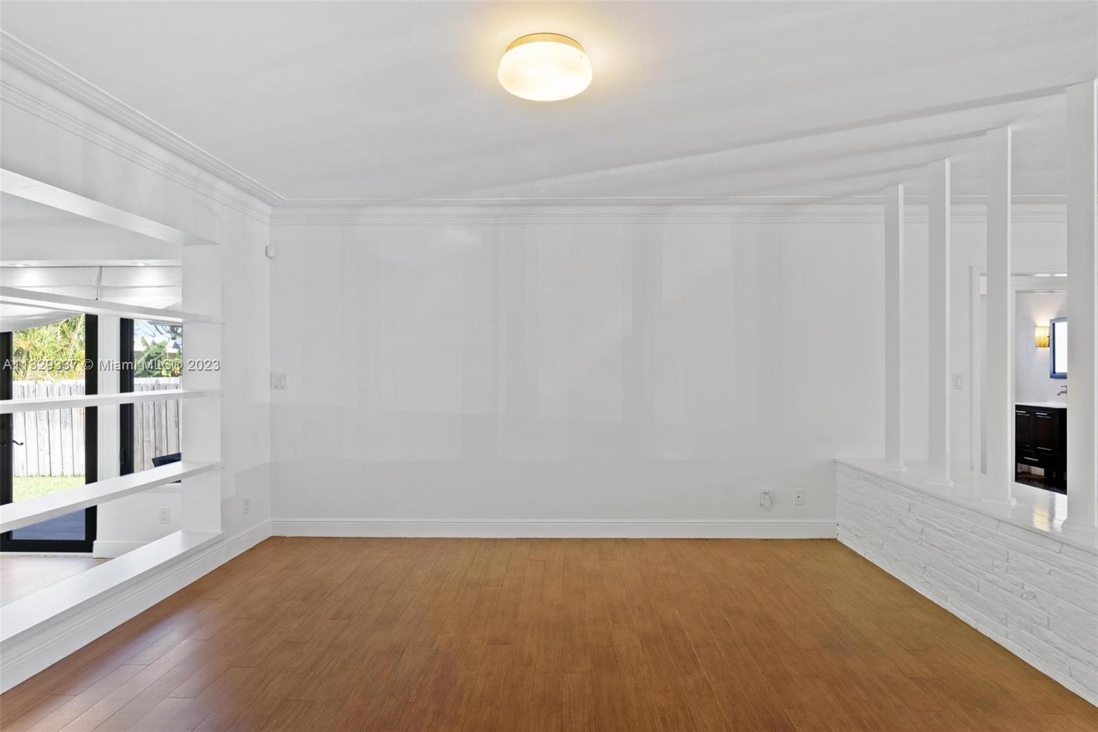 EARLETON SHORES - Residential Lease