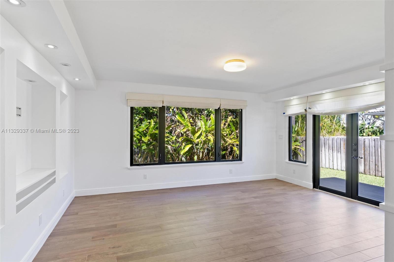 EARLETON SHORES - Residential Lease