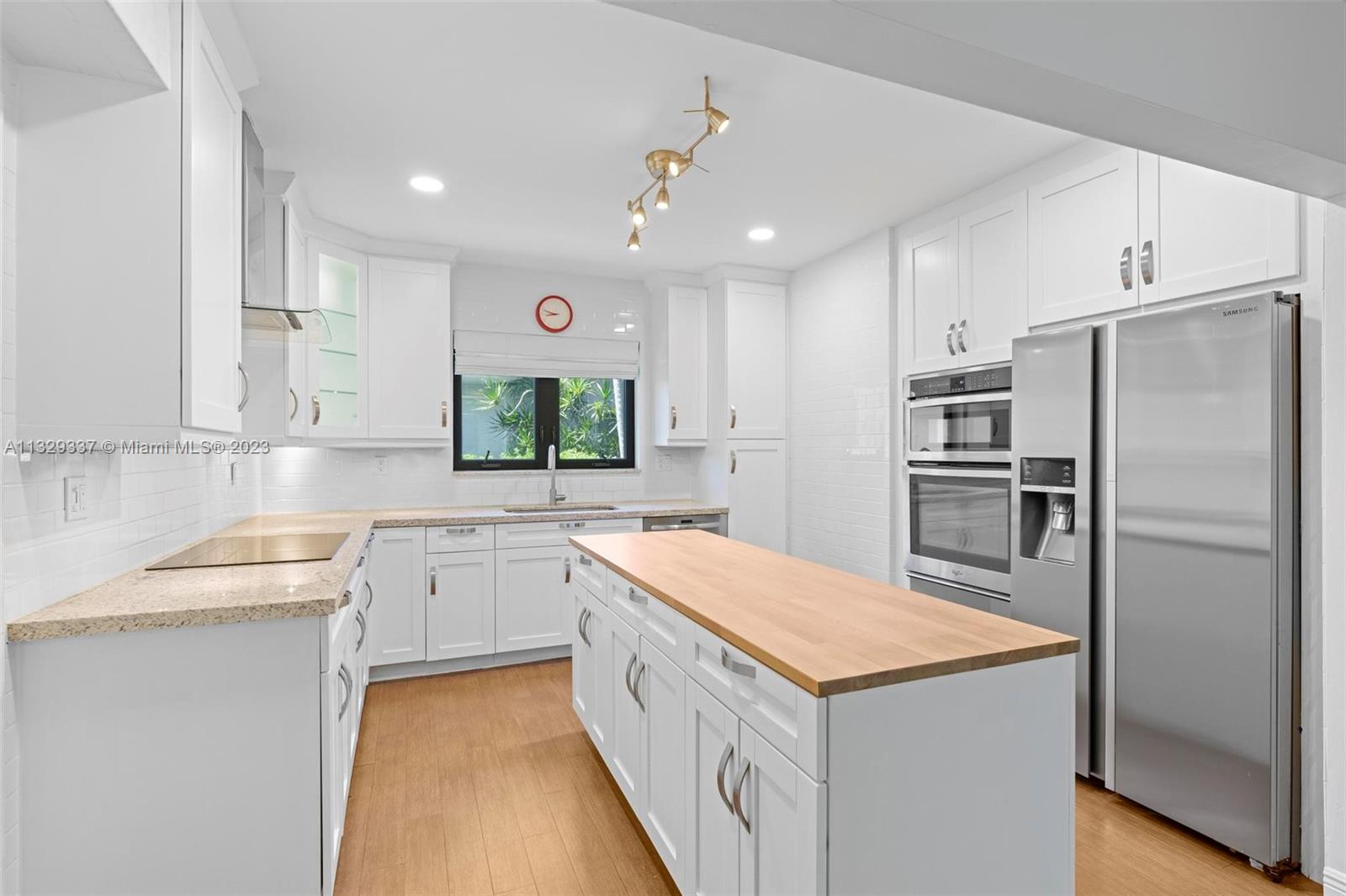 EARLETON SHORES - Residential Lease