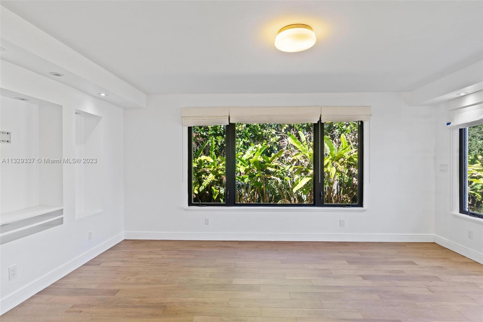 EARLETON SHORES - Residential Lease