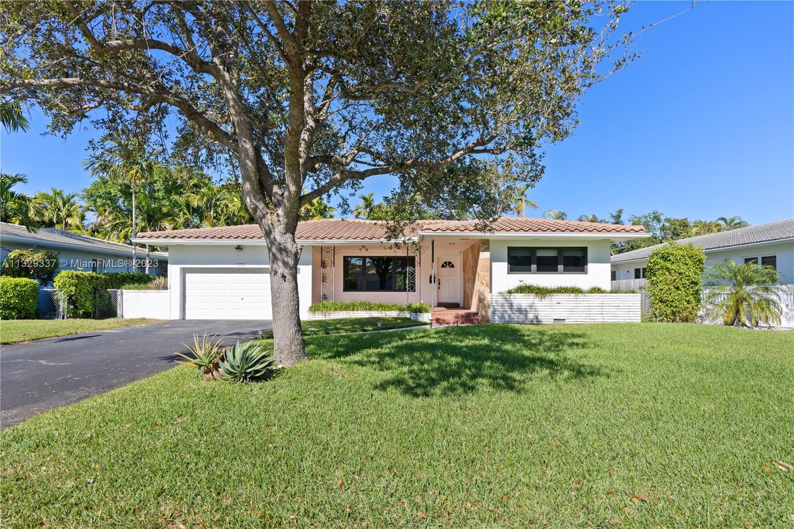 EARLETON SHORES - Residential Lease