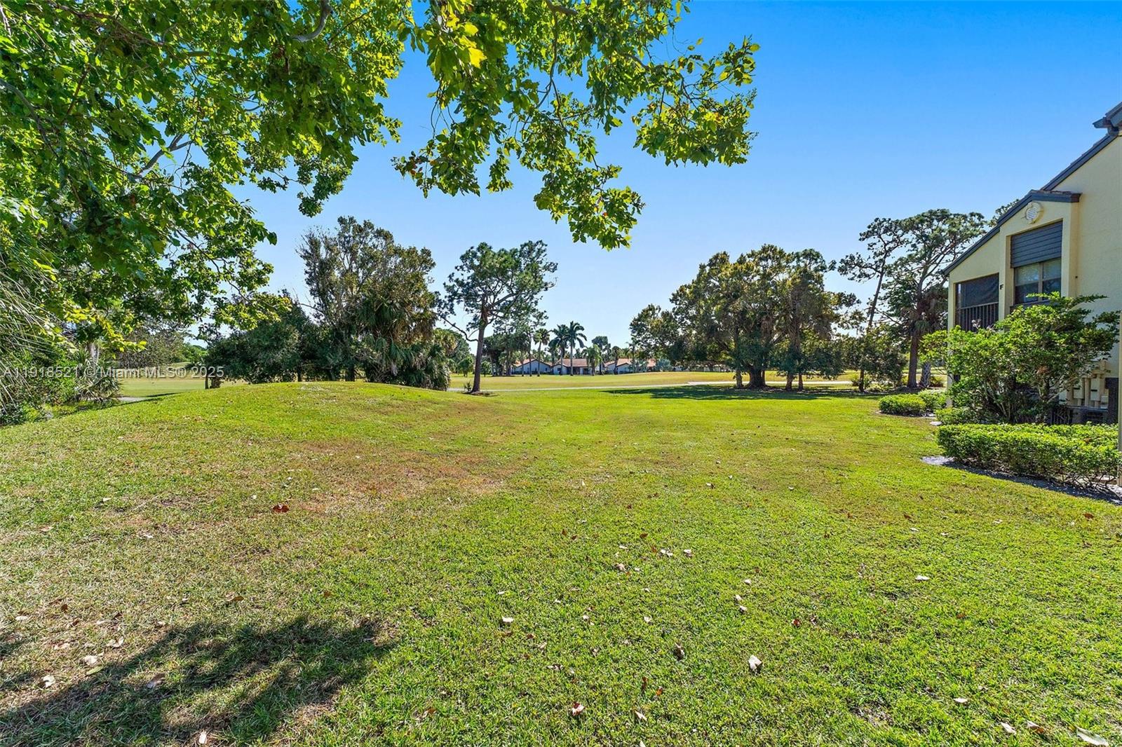 CLUBHOUSE COURT CONDO - Residential