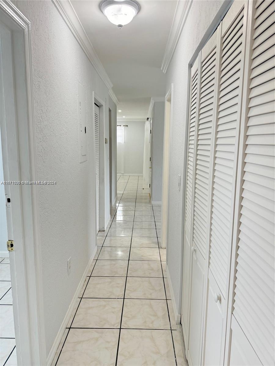 SOUTH CORAL HOMES SEC 1 - Residential Lease