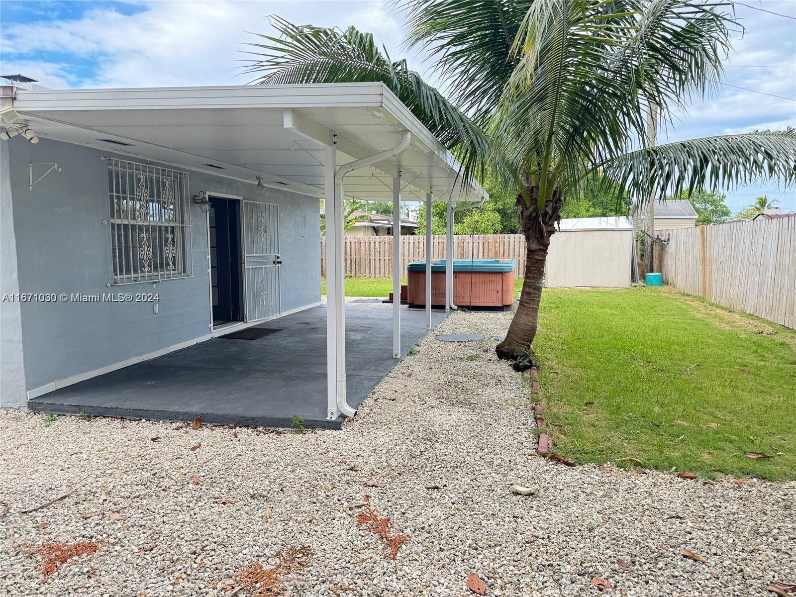 SOUTH CORAL HOMES SEC 1 - Residential Lease
