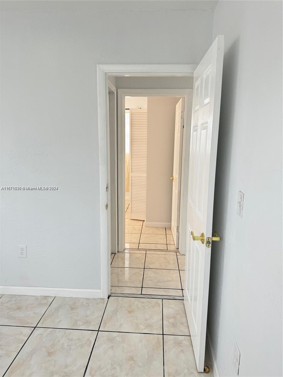 SOUTH CORAL HOMES SEC 1 - Residential Lease