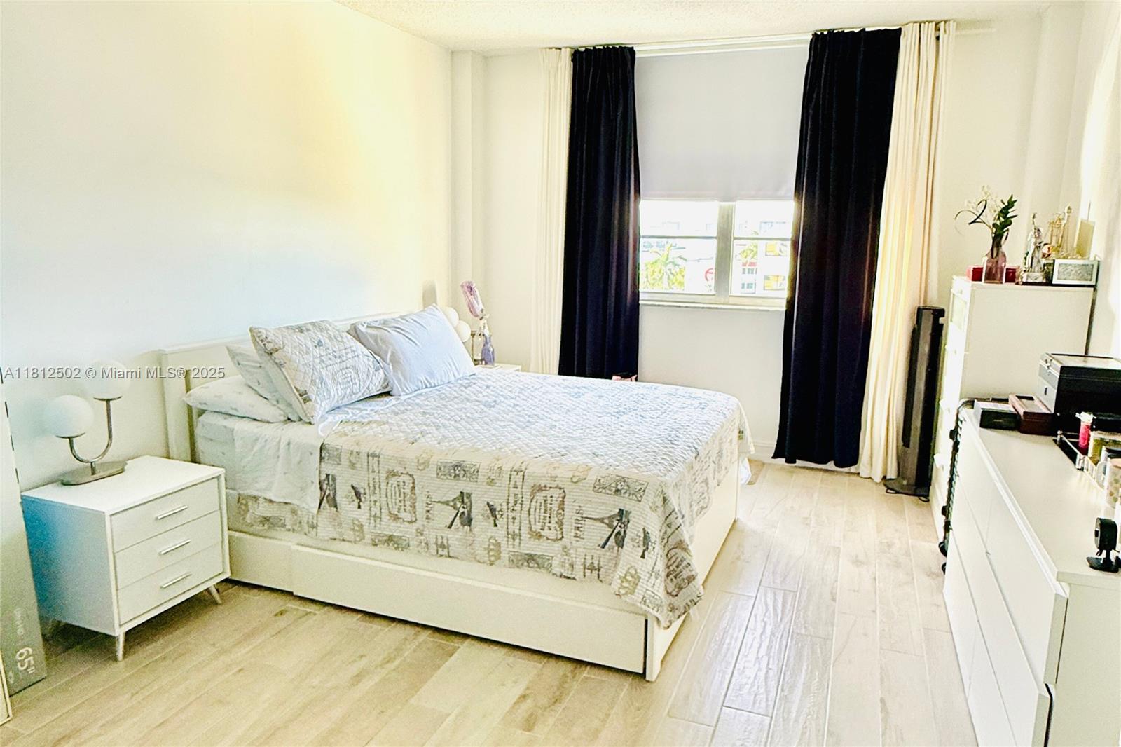 ISLAND PLACE AT NORTH BAY - Residential