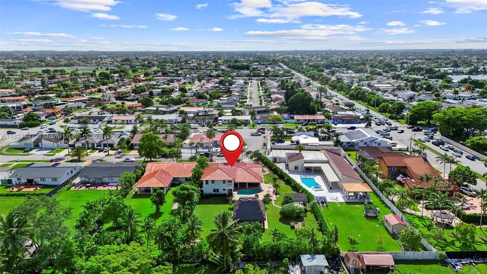 INTERNATIONAL GARDENS SEC - Residential