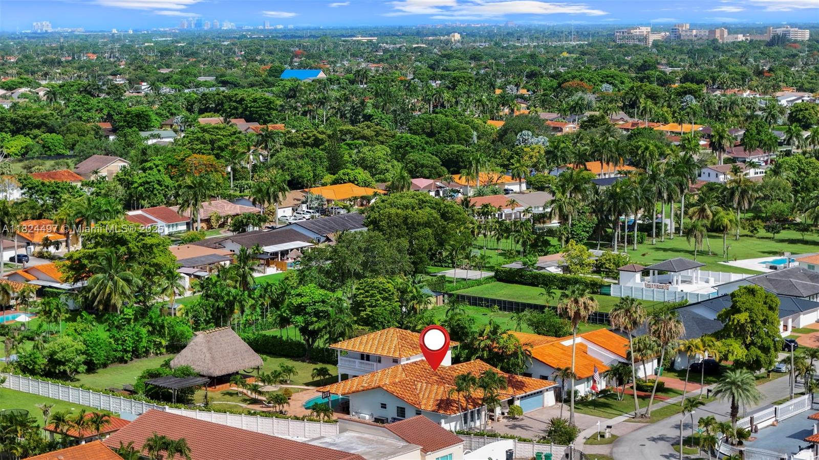 INTERNATIONAL GARDENS SEC - Residential