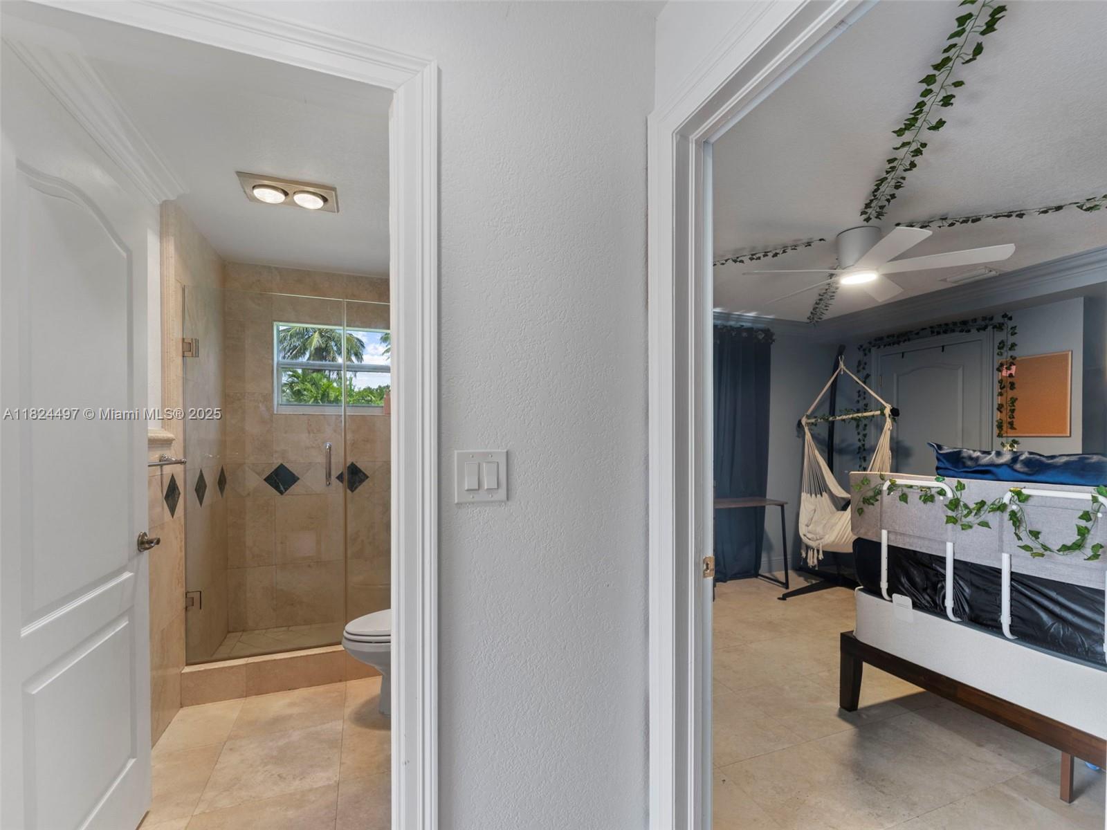 INTERNATIONAL GARDENS SEC - Residential