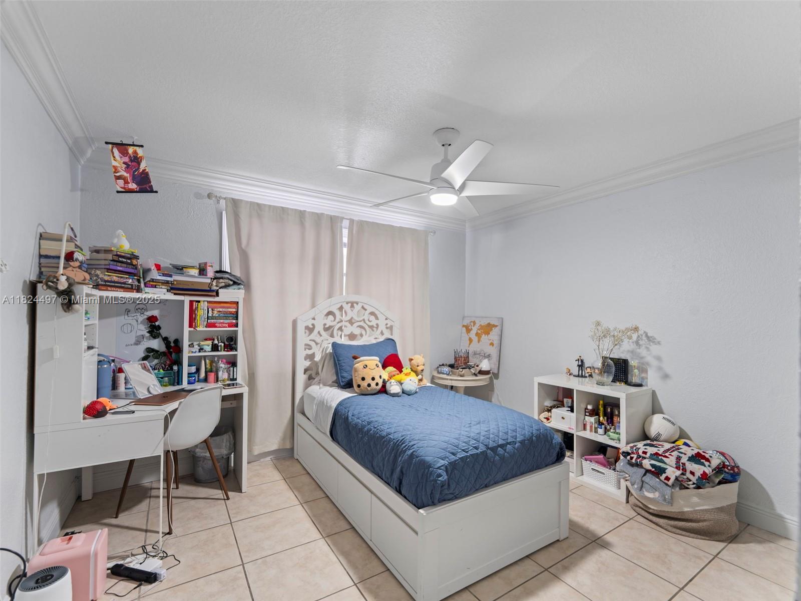 INTERNATIONAL GARDENS SEC - Residential