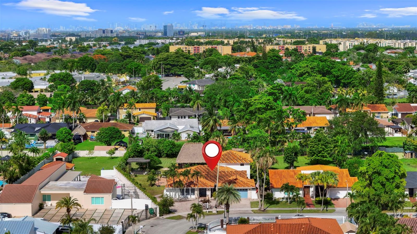 INTERNATIONAL GARDENS SEC - Residential