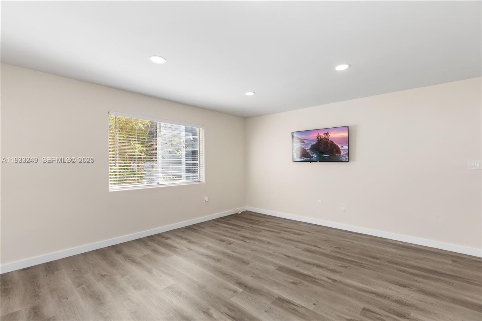 GRAND PALAZZO CONDO - Residential