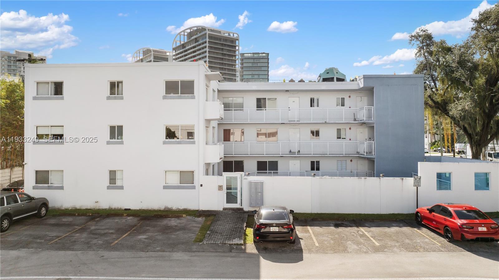 GRAND PALAZZO CONDO - Residential