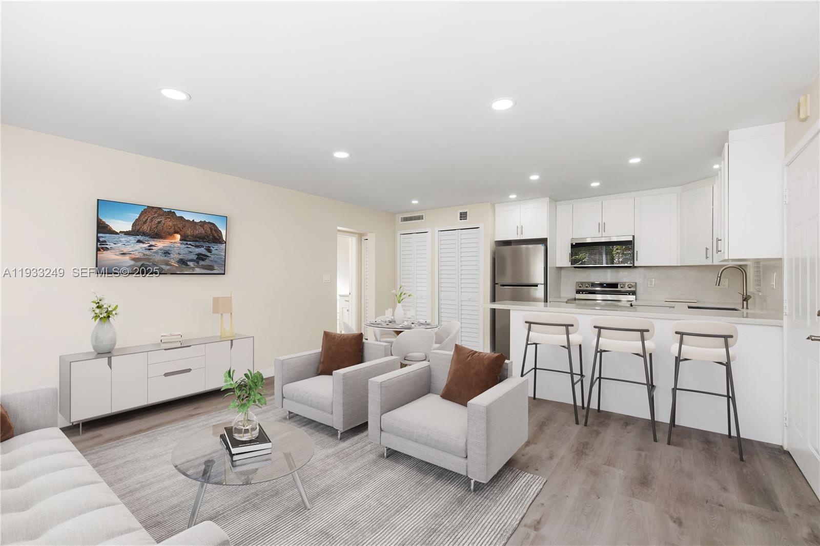 GRAND PALAZZO CONDO - Residential