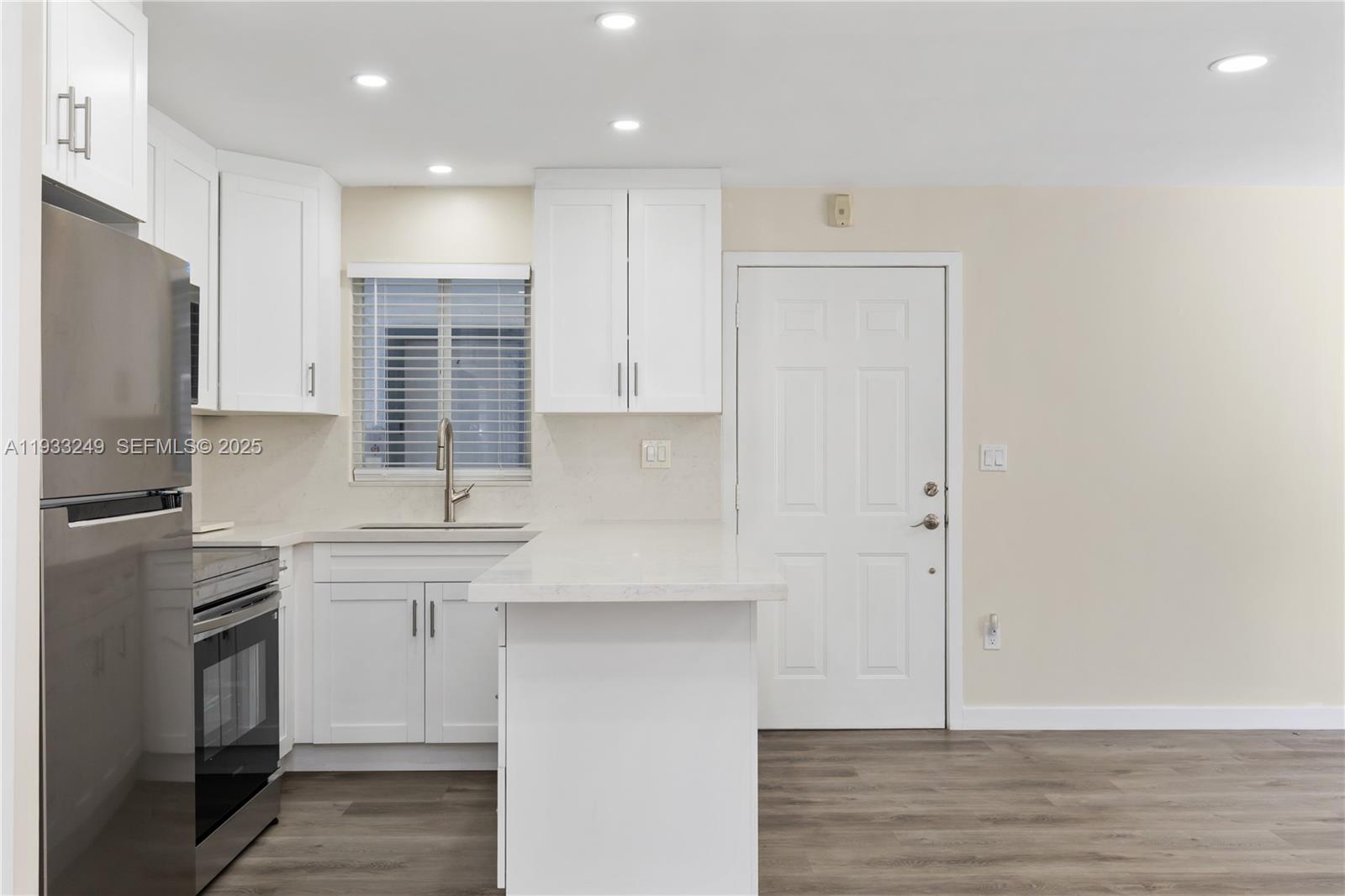 3101 SW 27th Ave 204