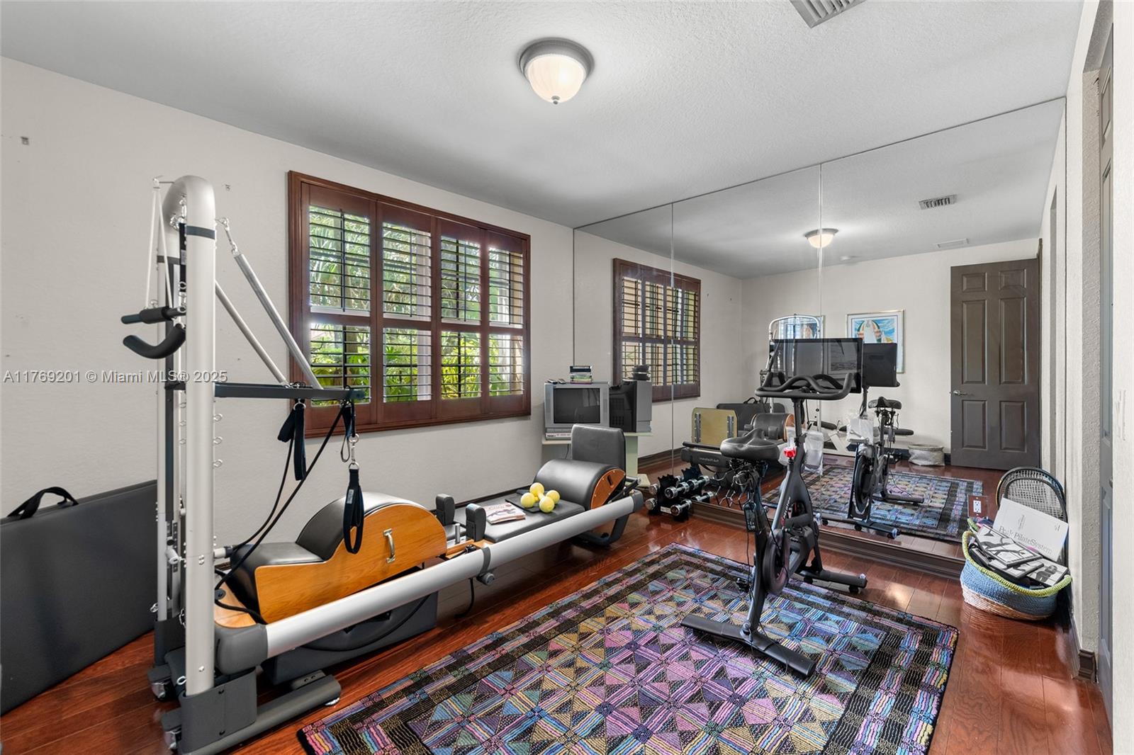 RIVERSTONE - Residential